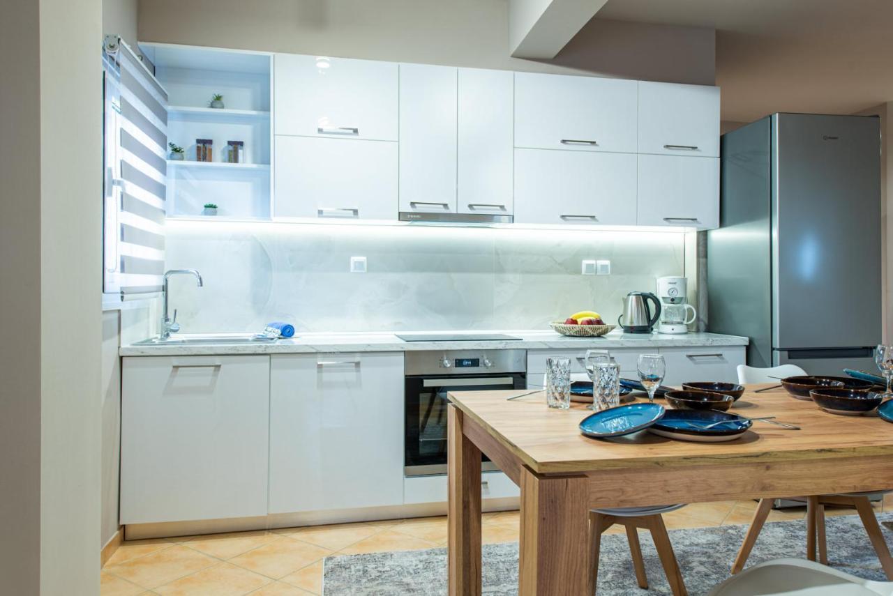 Veria Panorama Luxury Suite With Garden 2 Exteriör bild